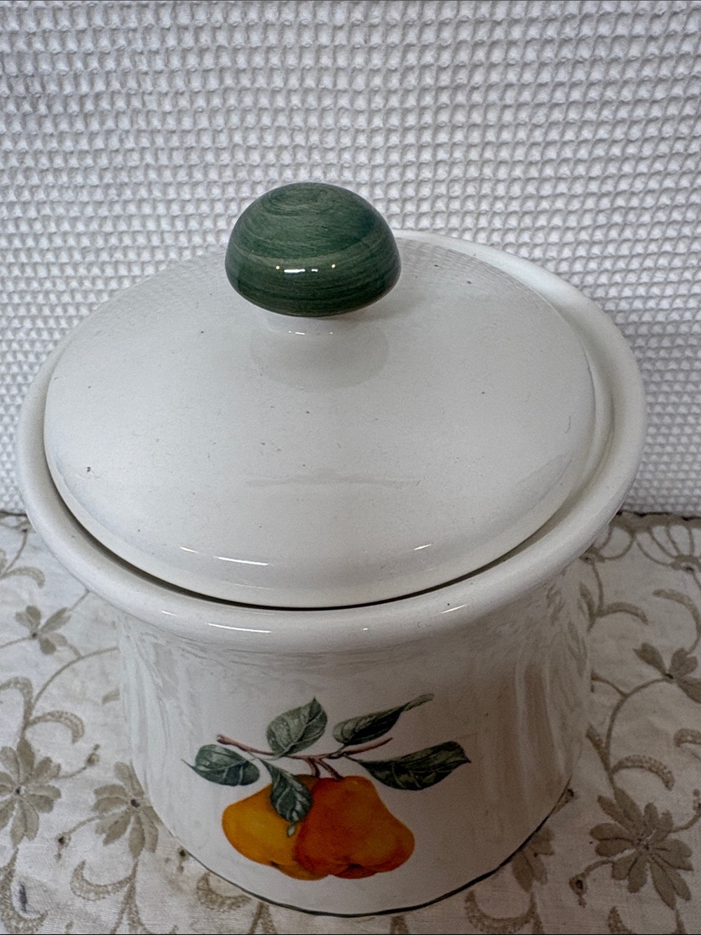 Tuscany ceramic canister with lid - Picture 4 of 9